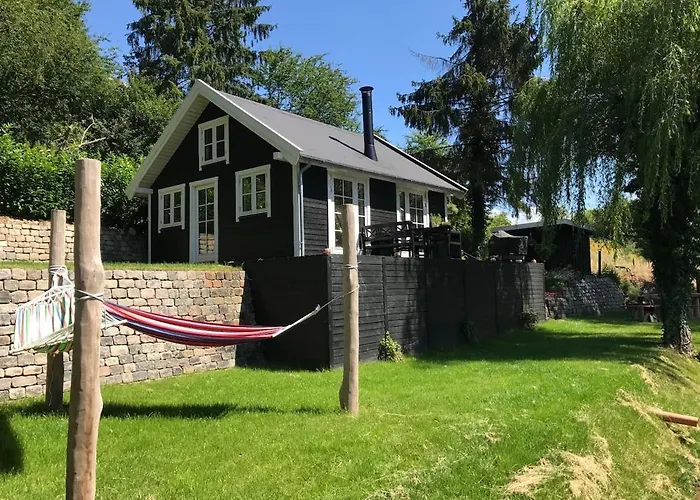 Sommerhus I Idylliske Omgivelser